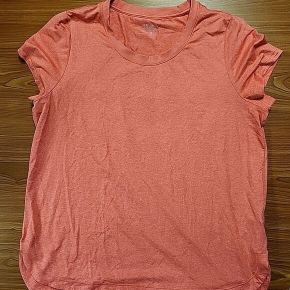 Athleta Shirt Crewneck Short Sleeve Coral Activewear XL - Picture 2 of 10